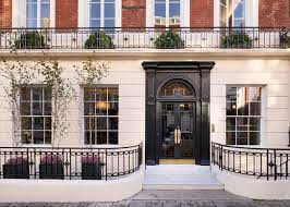 A shot of the entrance of Bourne Offices 58 Grosvenor Street, Mayfair, London W1K 3JB