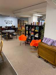 Pay-per-minute desks at Clockwork Oxford Road Manchester Coworking Space