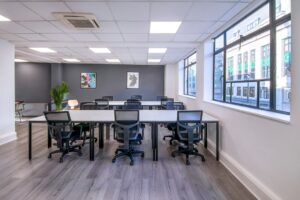 An example of desks without privacy partitioning at Frameworks Oxford Street - 129 Oxford Street London W1D 2HZ