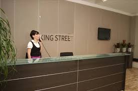 The reception area to the serviced offices at Foxhall Business Centres - 2 King Street, Nottingham, NG1 2AS