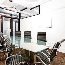 A meeting room that can be hired at Gravel Road Business Executive Suites in Manhattan