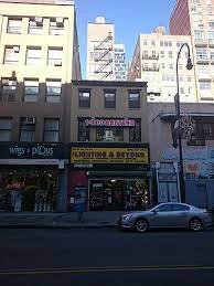 External shot of Paragraph Manhattan - 35 West 14th Street, New York, NY, 10011