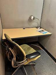 A quiet desk space at Paragraph Workspace in Brooklyn