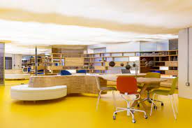 Hot desk co-working at Phoenix Court Kings Cross St Pancras