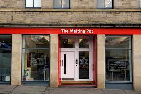 External shot of the entrance of The Melting Pot - 15 Calton Road, Edinburgh EH8 8DL