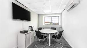 A meeting space for hire at Regus - Cross Keys House, Salisbury, Wiltshire SP1 1EY