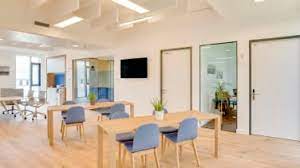Coworking office space at Regus - Lincoln Building, 27-45 Great Victoria Street, Belfast BT2 7SL