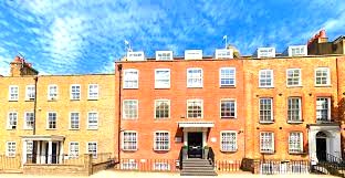 New King's House in Fulham on a sunny day