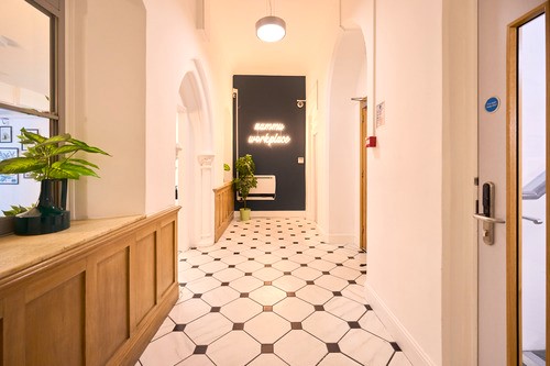 The entrance lobby at Nammu Workplace - 262a Fulham Road, London SW10 9EL
