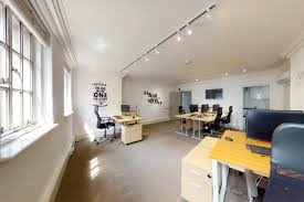 A furnished office to let at Sub800 - 69 King William Street, London EC4N 7HR