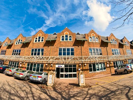 Office space in St Albans at Fountain Court on Victoria Square