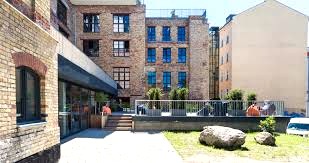 The outdoor terrace at Knotel - Hussitenstraße 32 13355 Berlin, Germany