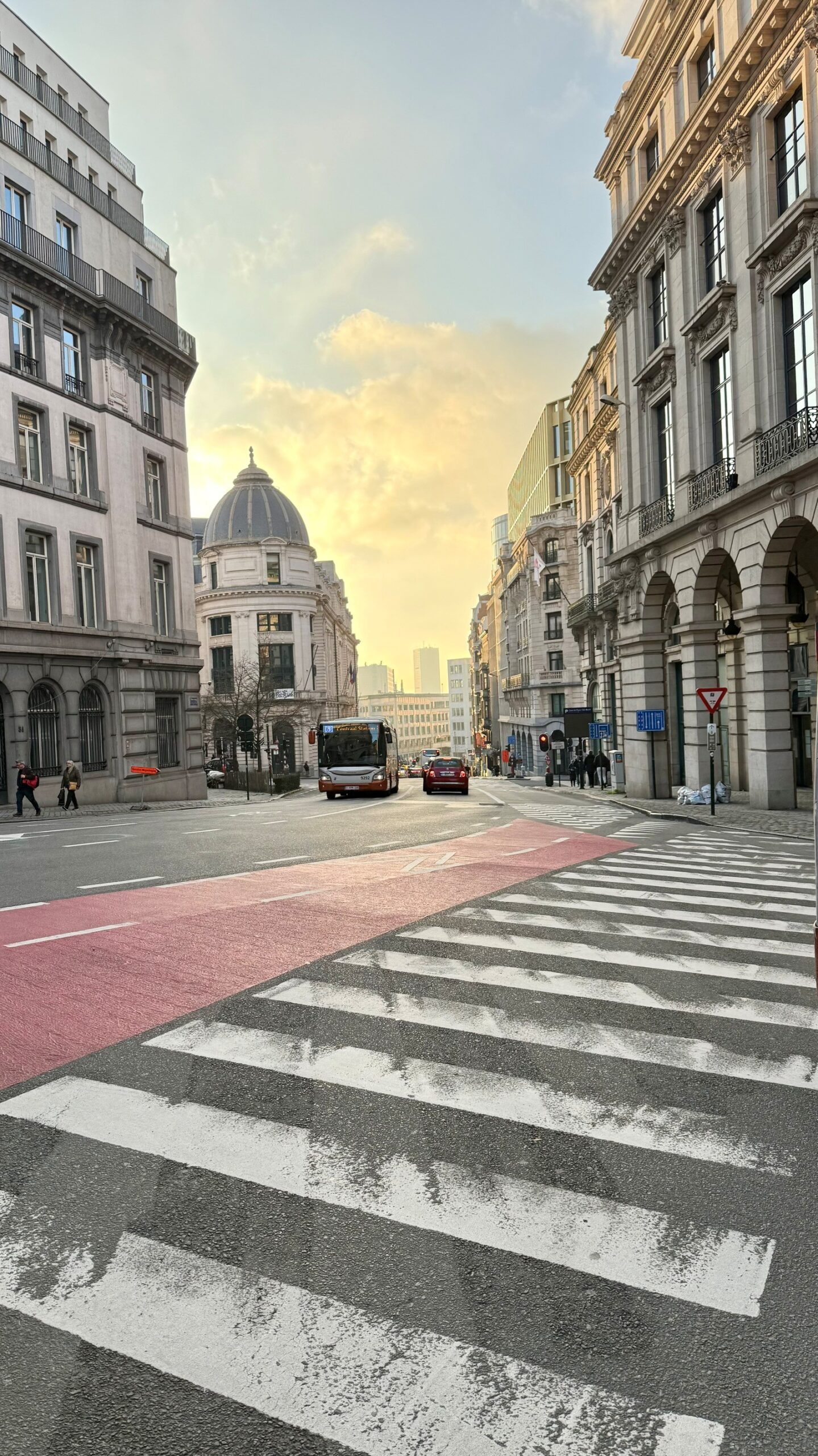Office Space in the Quartier Royale in Brussels MG 12.25